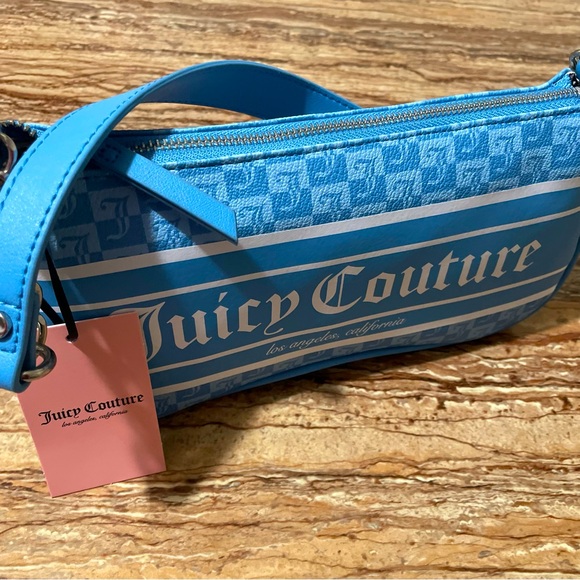 Juicy Couture - Picture 16 of 17